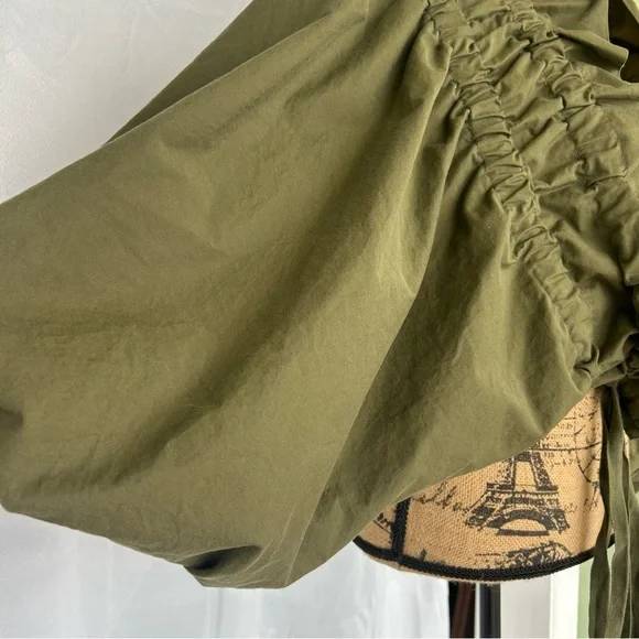 Dries Van Noten
Puff Sleeve Green “Voly' tie front jacket medium - Picture 6 of 15